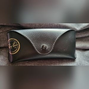 RAY BANS LEATHER CASE